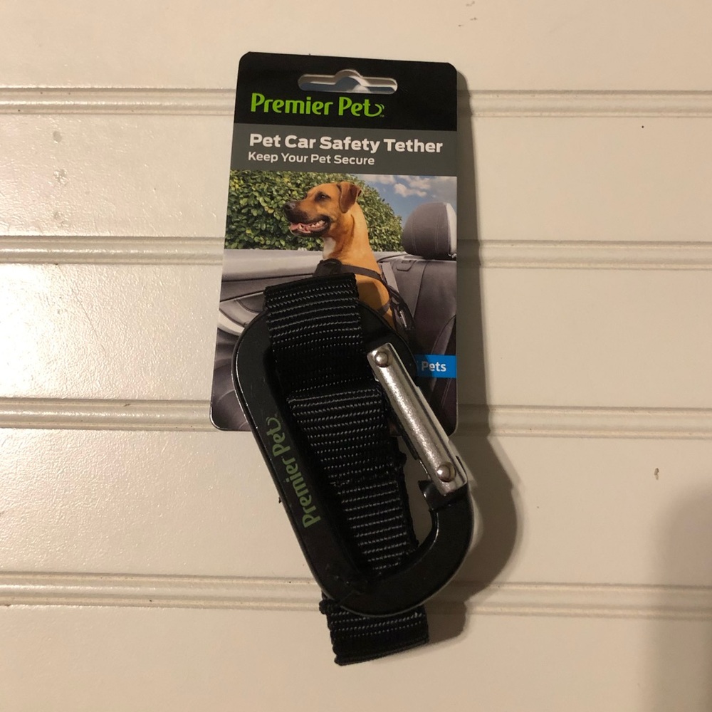 CLEARANCE Premier Pet Car Safety Tether Dog Seat Belt Tether